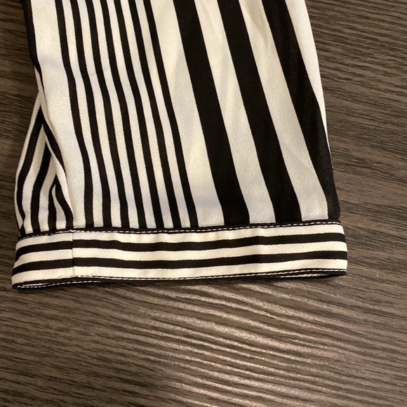 Talbots long sleeve diagonal stripe career blouse. Size L. 100% polyester. - Picture 14 of 16